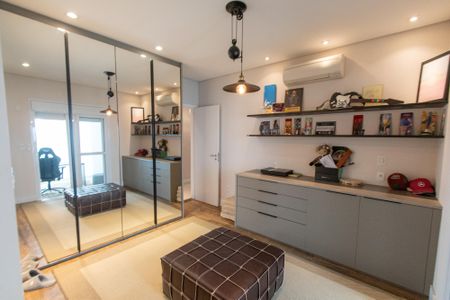 Apartamento à venda com 360m², 4 quartos e 6 vagasSuíte 1