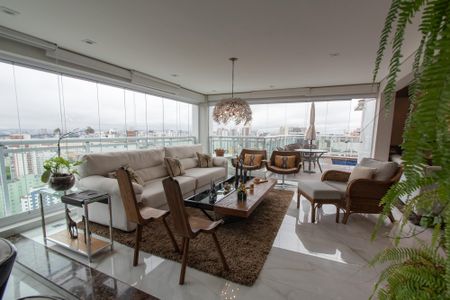 Apartamento à venda com 360m², 4 quartos e 6 vagasVaranda gourmet