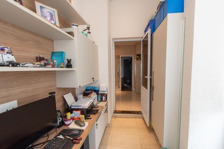 Apartamento à venda com 360m², 4 quartos e 6 vagasEscritório