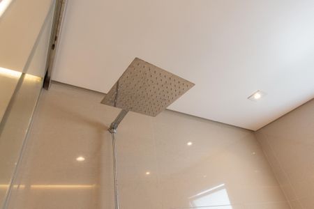 Apartamento à venda com 360m², 4 quartos e 6 vagasBanheiro da suíte 3