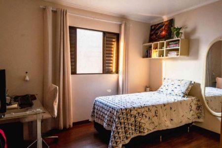 Casa à venda com 282m², 4 quartos e 6 vagas