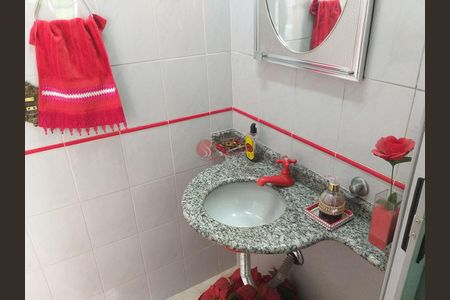 Casa à venda com 204m², 3 quartos e 5 vagas