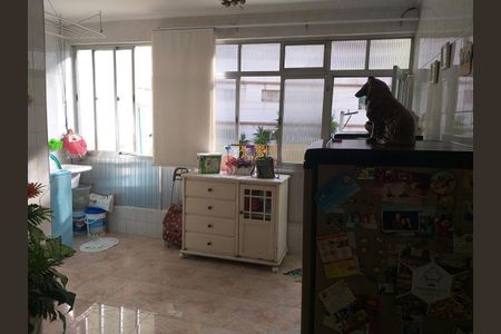 Casa à venda com 204m², 3 quartos e 5 vagas