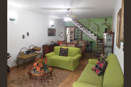 Casa à venda com 204m², 3 quartos e 5 vagas