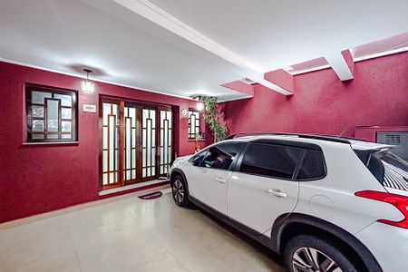 Casa à venda com 220m², 4 quartos e 2 vagasGaragem