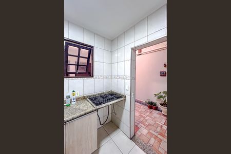 Casa à venda com 220m², 4 quartos e 2 vagasCozinha 