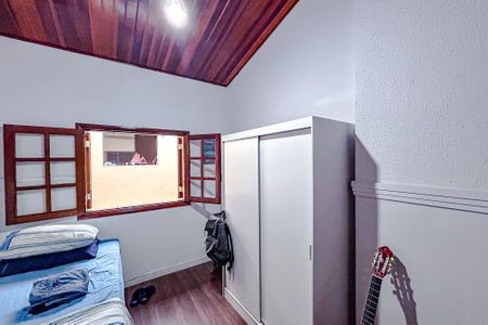 Casa à venda com 220m², 4 quartos e 2 vagasQuarto 3