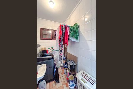 Casa à venda com 220m², 4 quartos e 2 vagasÁrea de Serviço