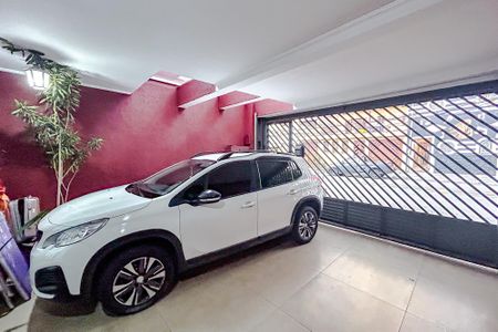 Casa à venda com 220m², 4 quartos e 2 vagasGaragem