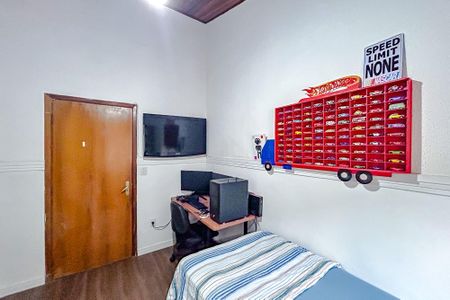 Casa à venda com 220m², 4 quartos e 2 vagasQuarto 3