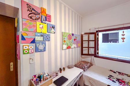 Casa à venda com 220m², 4 quartos e 2 vagasQuarto 2