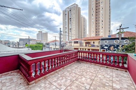 Casa à venda com 220m², 4 quartos e 2 vagasVaranda do Quarto 1