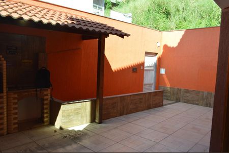 Casa de condomínio para alugar com 230m², 3 quartos e 2 vagasQuintal
