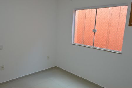 Casa de condomínio para alugar com 230m², 3 quartos e 2 vagasSuíte 1