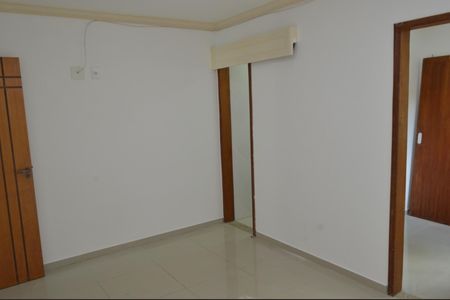 Casa de condomínio para alugar com 230m², 3 quartos e 2 vagasSuíte 2