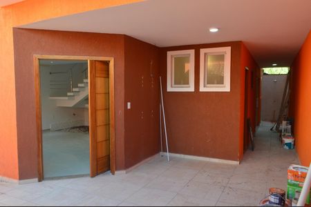 Casa de condomínio para alugar com 230m², 3 quartos e 2 vagasEntrada