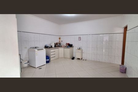 Casa à venda com 228m², 2 quartos e 2 vagasÁrea de Serviço