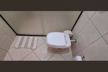 Casa à venda com 228m², 2 quartos e 2 vagasBanheiro Social