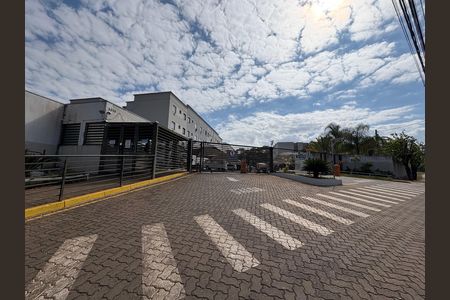 Apartamento para alugar com 48m², 2 quartos e 1 vaga Apartamento para alugar com 48m², 2 quartos e 1 vagaFachada
