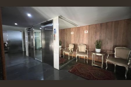 Apartamento à venda com 96m², 3 quartos e sem vagaÁrea comum
