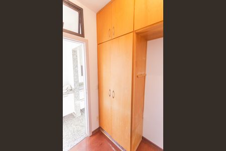 Apartamento à venda com 158m², 4 quartos e 2 vagasQuarto de Serviço