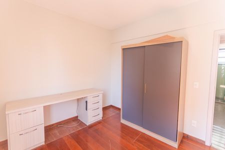 Apartamento à venda com 158m², 4 quartos e 2 vagasQuarto 2