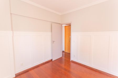 Apartamento à venda com 158m², 4 quartos e 2 vagasQuarto 3