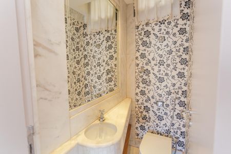 Apartamento à venda com 158m², 4 quartos e 2 vagasLavabo na Sala