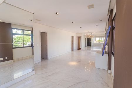 Apartamento à venda com 158m², 4 quartos e 2 vagasSala