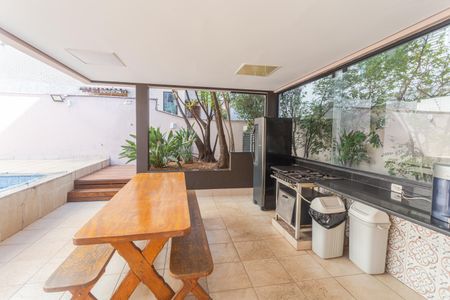 Apartamento à venda com 158m², 4 quartos e 2 vagasÁrea comum - Churrasqueira