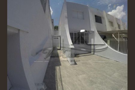 Casa à venda com 83m², 2 quartos e 1 vaga