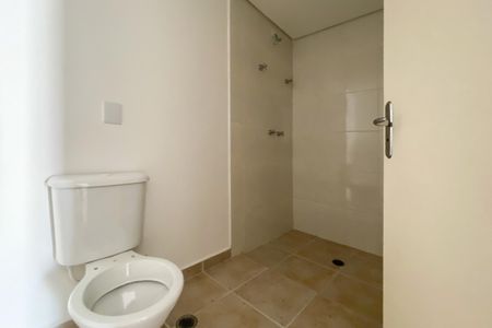 Apartamento à venda com 153m², 3 quartos e 1 vaga Apartamento à venda com 153m², 3 quartos e 1 vagaBanheiro Master