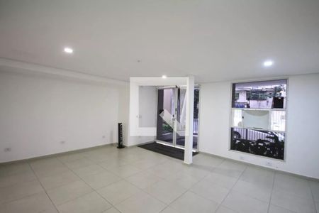 Apartamento à venda com 153m², 3 quartos e 1 vaga Apartamento à venda com 153m², 3 quartos e 1 vagaÁrea Comum