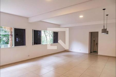 Apartamento à venda com 153m², 3 quartos e 1 vaga Apartamento à venda com 153m², 3 quartos e 1 vagaÁrea Comum