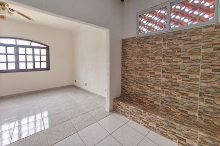 Sala de casa para alugar com 2 quartos, 349m² em Jardim Chapadão, Campinas