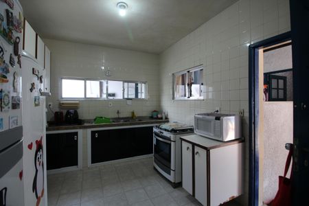 Casa de condomínio à venda com 273m², 4 quartos e 4 vagasCozinha