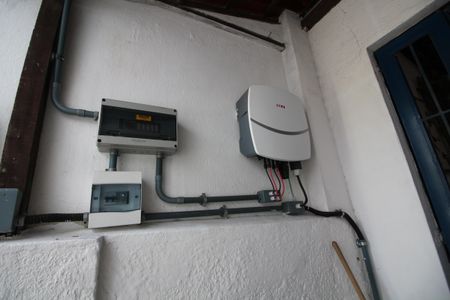 Casa de condomínio à venda com 273m², 4 quartos e 4 vagasQuadro de Controle Painel Solar