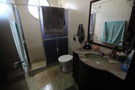 Casa de condomínio à venda com 273m², 4 quartos e 4 vagasBanheiro Social