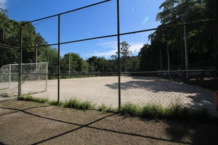 Casa de condomínio à venda com 273m², 4 quartos e 4 vagasÁrea Comum - Campo de Futebol