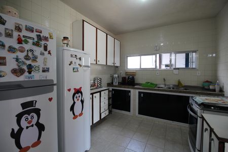 Casa de condomínio à venda com 273m², 4 quartos e 4 vagasCozinha