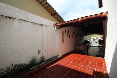 Casa de condomínio à venda com 273m², 4 quartos e 4 vagasGaragem