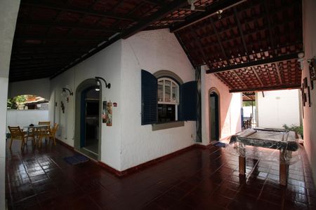 Casa de condomínio à venda com 273m², 4 quartos e 4 vagasGaragem