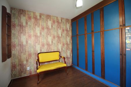 Casa de condomínio à venda com 273m², 4 quartos e 4 vagasQuarto 2