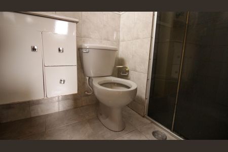 Apartamento para alugar com 44m², 2 quartos e 1 vaga Apartamento para alugar com 44m², 2 quartos e 1 vagaBanheiro
