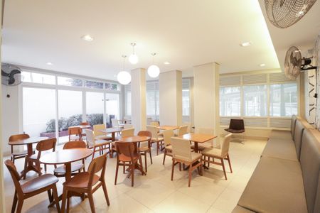 Apartamento à venda com 54m², 2 quartos e 1 vagaÁrea Comum 