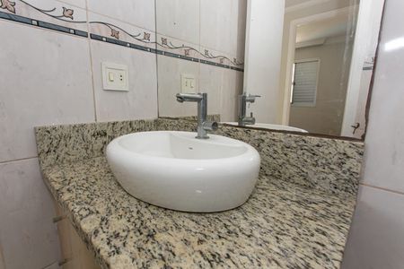 Apartamento para alugar com 63m², 3 quartos e 1 vaga Apartamento para alugar com 63m², 3 quartos e 1 vagaBanheiro