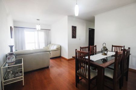 Apartamento à venda com 87m², 2 quartos e 2 vagasSala