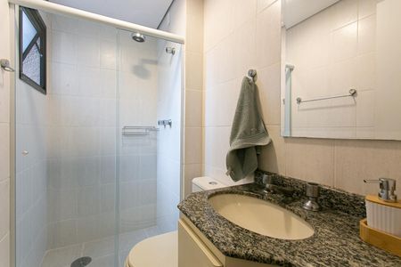 Apartamento à venda com 63m², 2 quartos e 1 vaga Apartamento à venda com 63m², 2 quartos e 1 vagaBanheiro Social