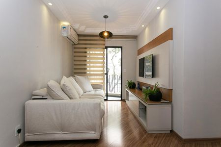 Apartamento à venda com 63m², 2 quartos e 1 vaga Apartamento à venda com 63m², 2 quartos e 1 vagaSala