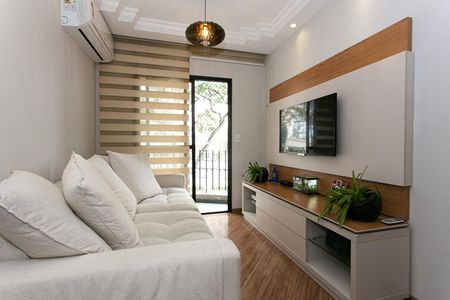 Apartamento à venda com 63m², 2 quartos e 1 vaga Apartamento à venda com 63m², 2 quartos e 1 vagaSala